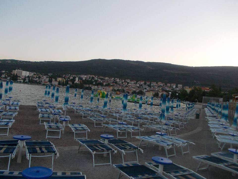 Apartmani Mali Selce Exteriér fotografie