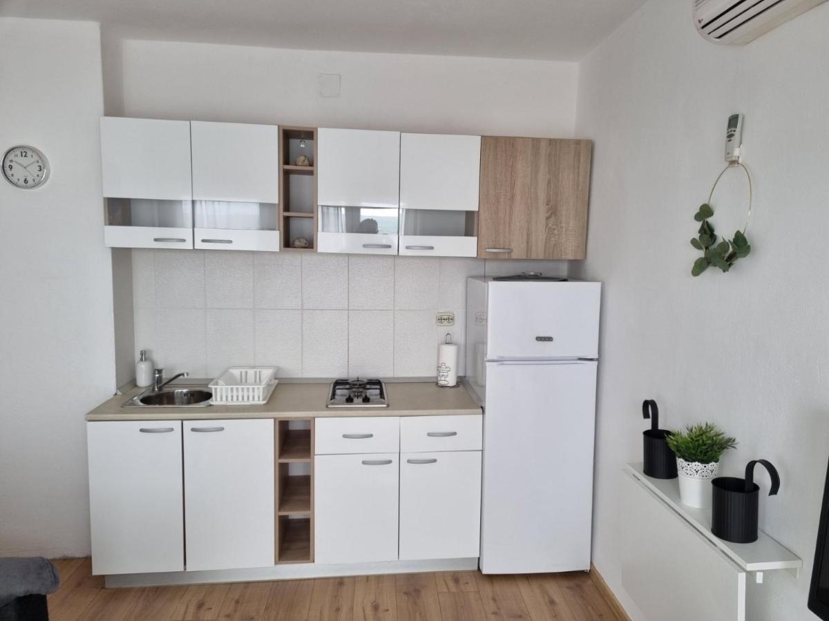 Apartmani Mali Selce Exteriér fotografie