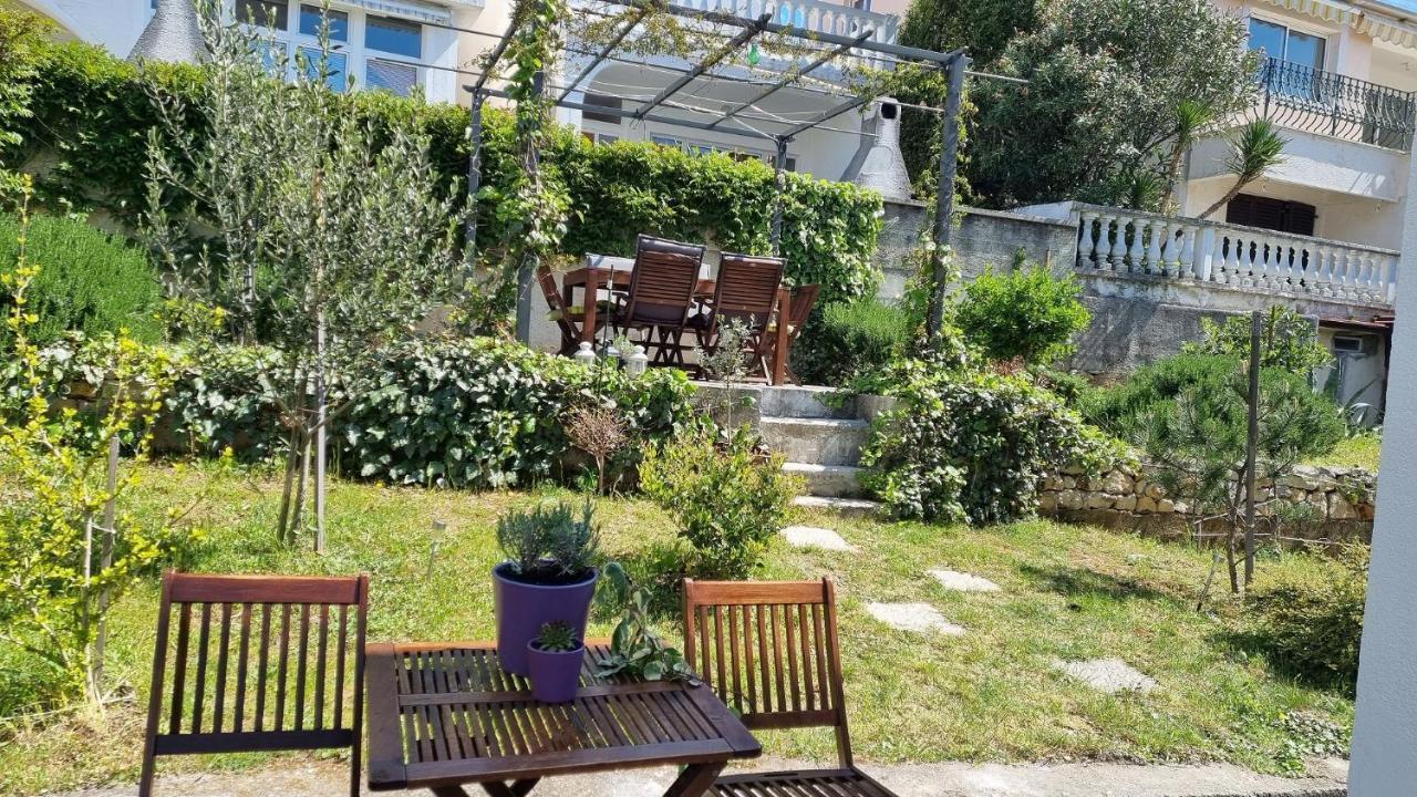 Apartmani Mali Selce Exteriér fotografie